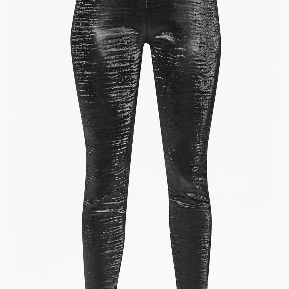 🌸 NEW ITEM French Connection lacquer skinny pants